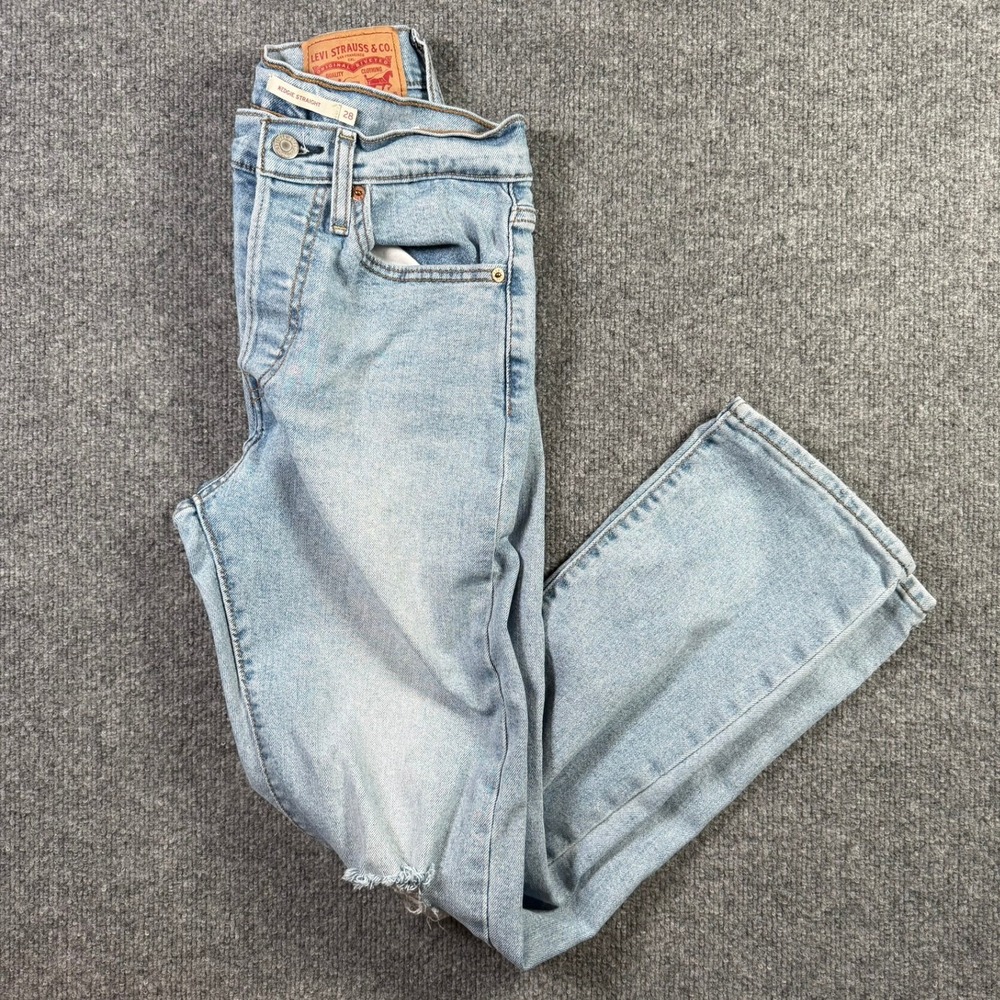 Levi's Wedgie Straight Jeans Womens 28 Light Wash Distressed Button Fly